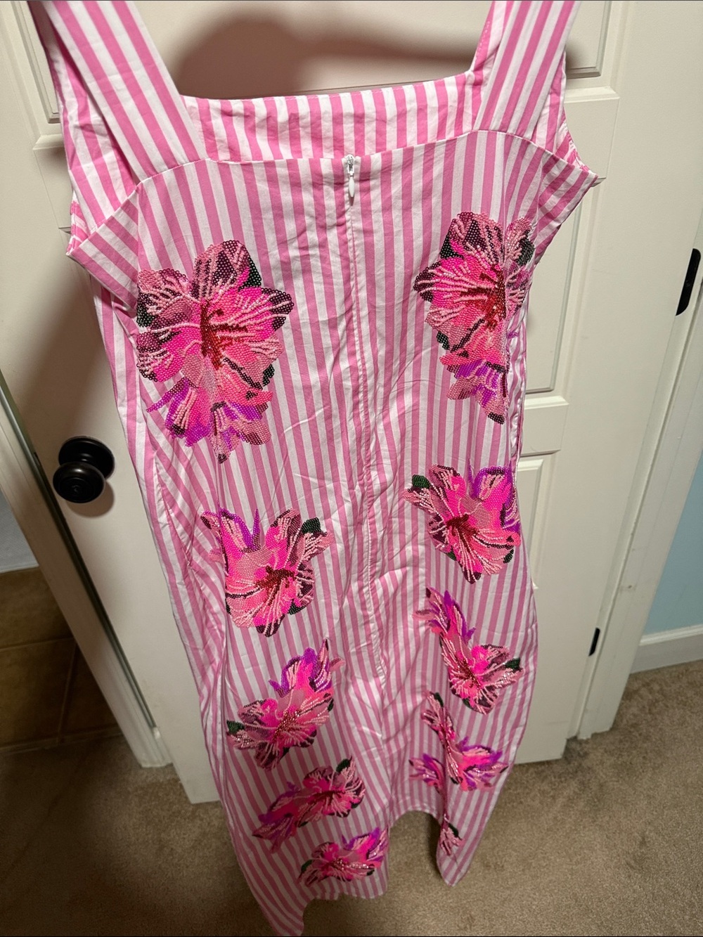 QUEEN OF SPARKLES Pink Striped azalea Midi with Hot Pink Sequin Flowers - Picture 6 of 7